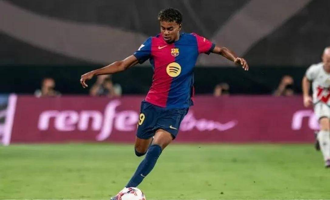 汉密尔顿获F1中国站冲刺赛排位赛杆位 维斯塔潘第二