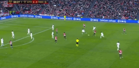 荷媒：阿贾克斯正考虑租借乌加特，球员不排斥加盟