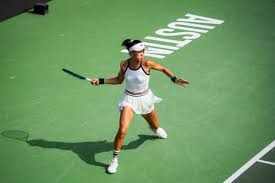 2024年11月，阿莫林出任曼联主帅，带队取得25胜15平23负。本赛季曼联目前排名英超第6。